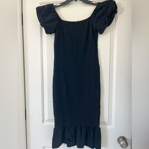 Simple Black Puff-Sleeve Midi Dress